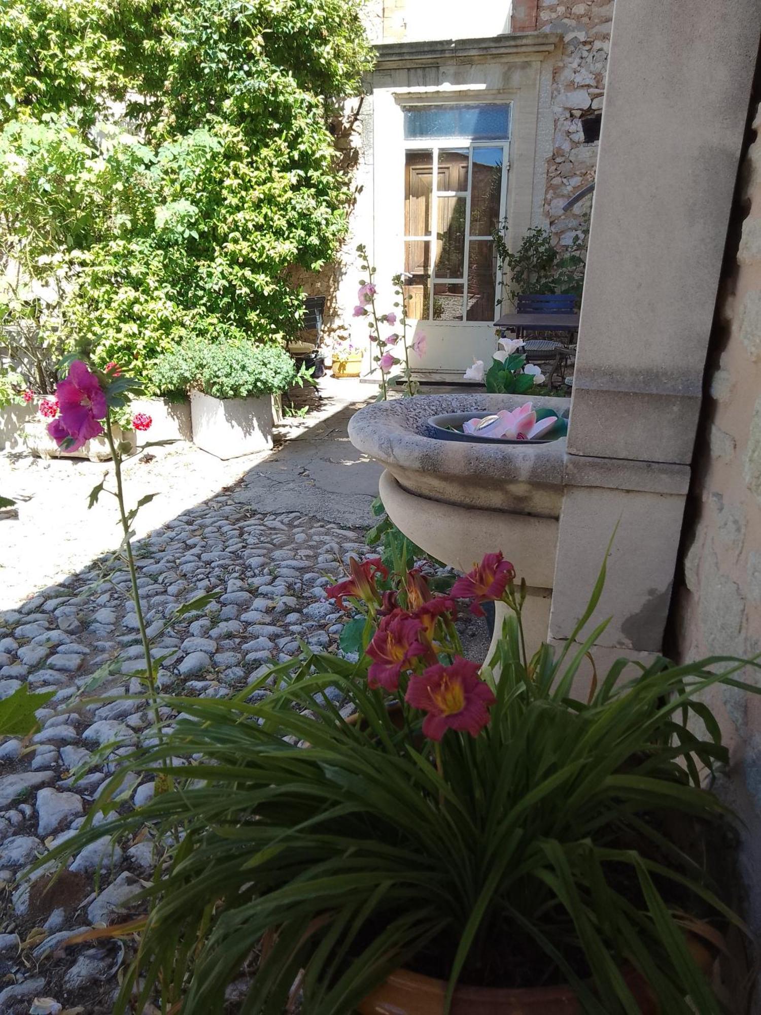 Les Gites Du Mont Ventoux Bédoin Exterior photo
